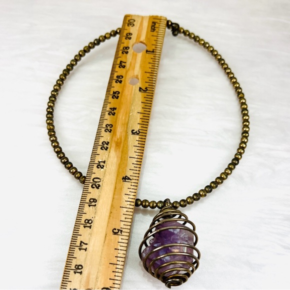 Vintage aged purple stone wired pendant choker necklace - Picture 7 of 7